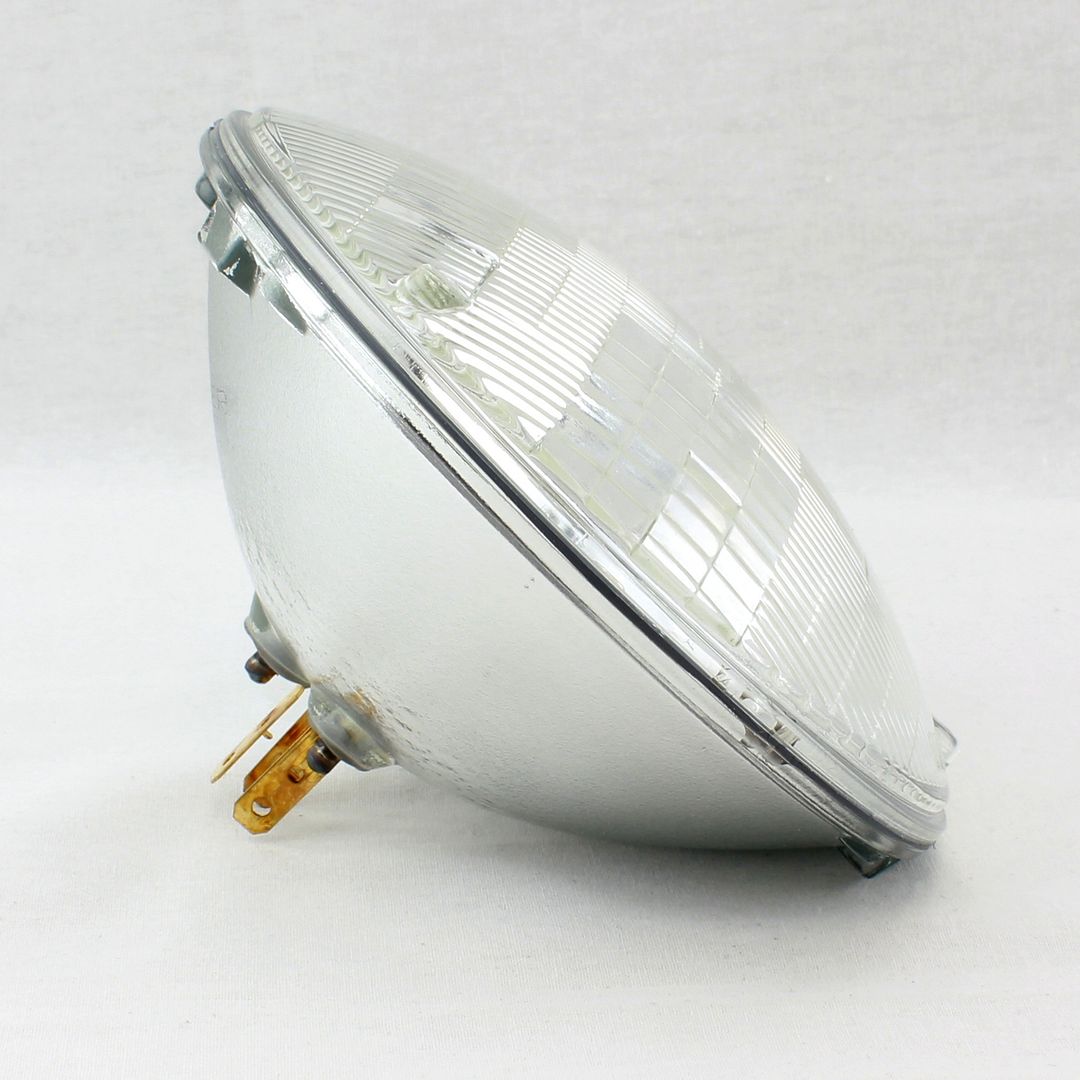 7" 6 Volt Halogen Motorcycle Sealed Beam Glass Headlight Headlamp Light
